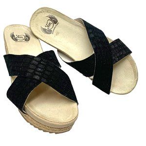 VON DUTCH Crossover Black‎ Embossed Suede Platform Slide Sandals